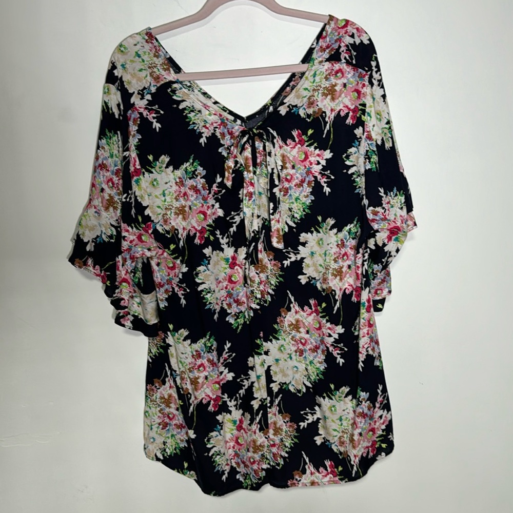 KORI America Navy Floral Bell Sleeve Top Sz XL